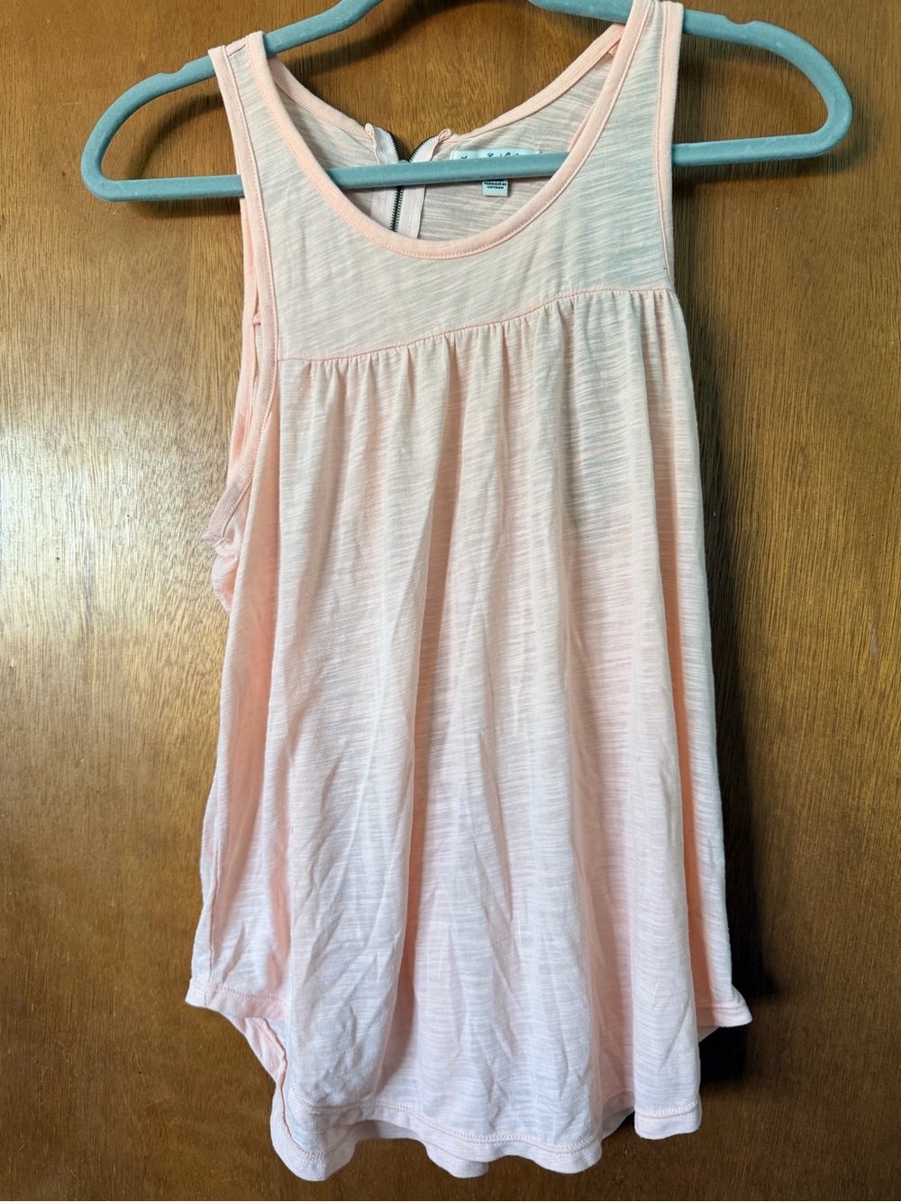 American Eagle Outfitters Light Peach Scoop Neck Tank